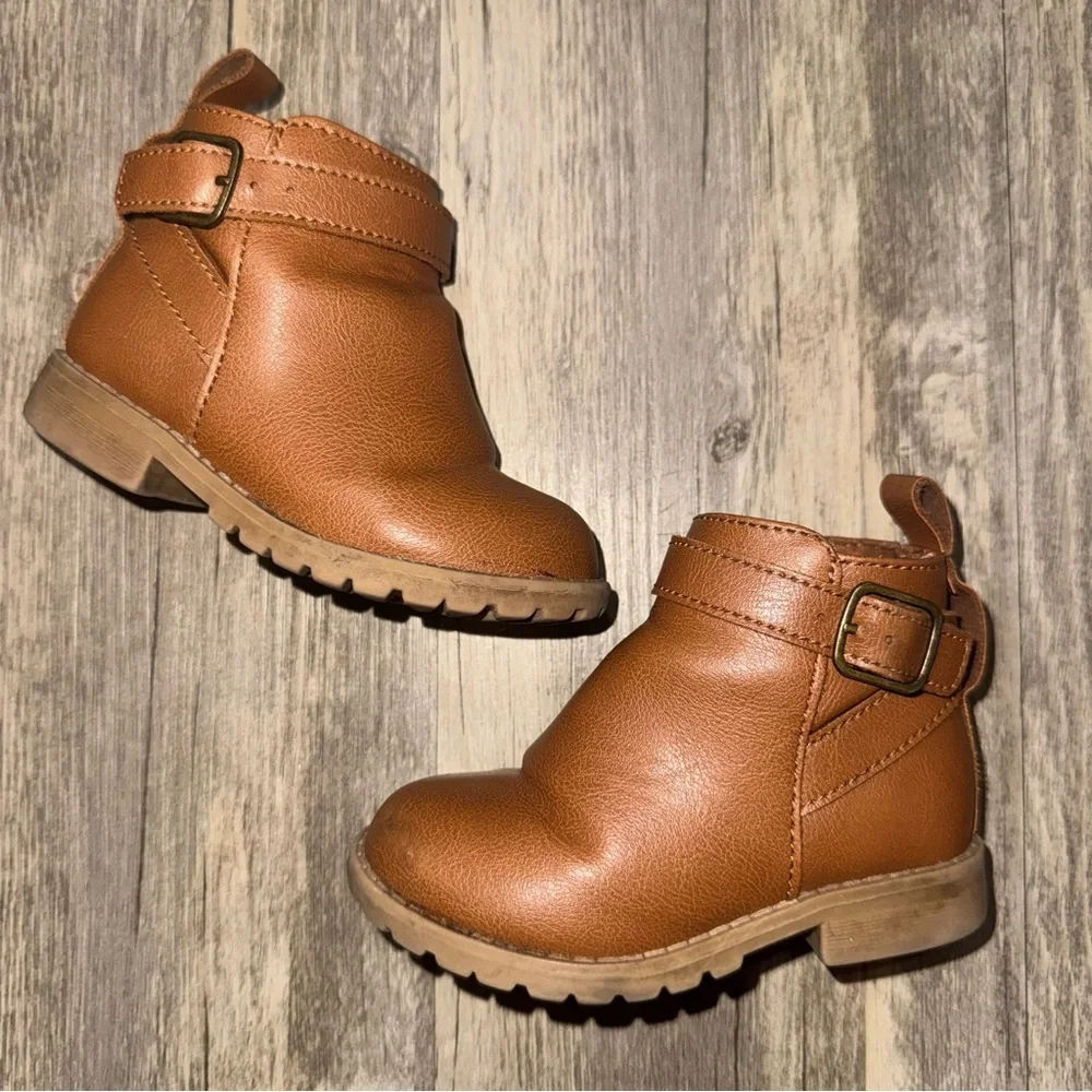 🎀3/$23🎀 Toddler Tan Buckle Booties